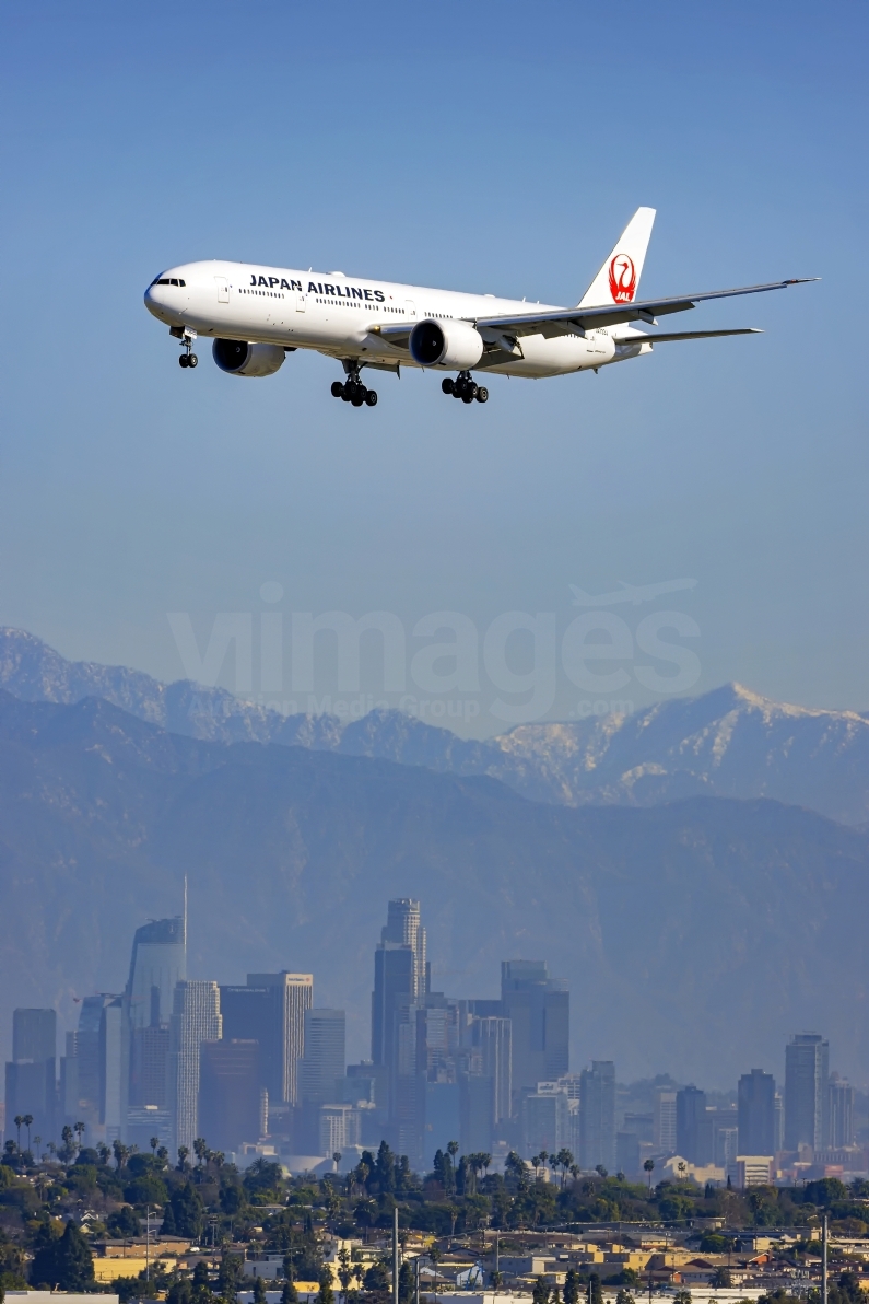 Japan Airlines Boeing 777-346(ER) JA733J