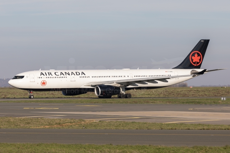 Air Canada Airbus A330-343 C-GHKC