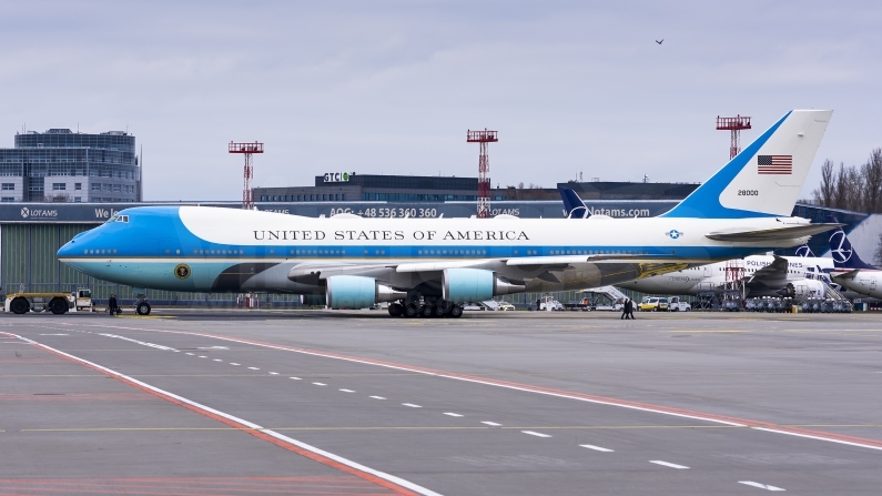 United States – US Air Force (USAF) Boeing 747-2G4B (VC-25A) 82-8000