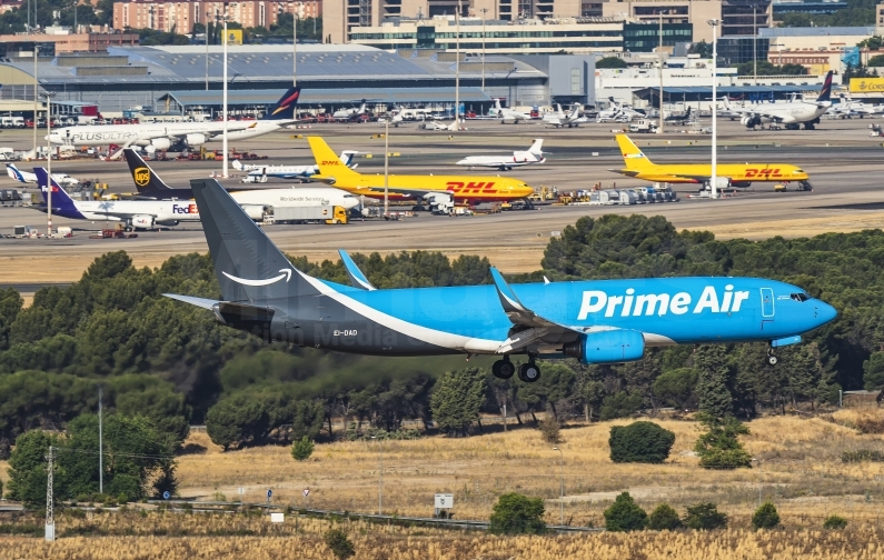 Amazon Prime Air Boeing 737-8AS(BCF)(WL) EI-DAD