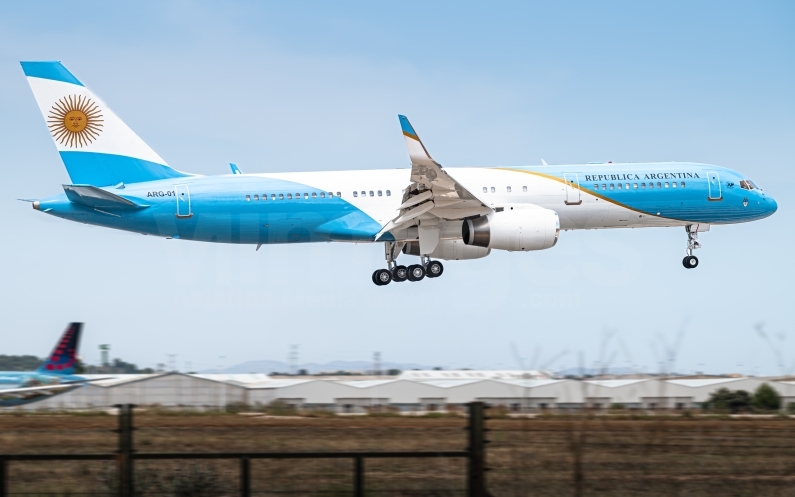 Presidencia de la Nación Argentina Boeing 757-256(WL) ARG-01