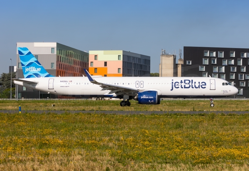 JetBlue Airways Airbus A321-271NX N4058J