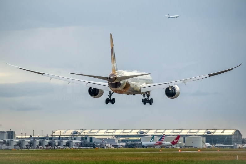 Etihad Airways Boeing 787-9 Dreamliner A6-BLB