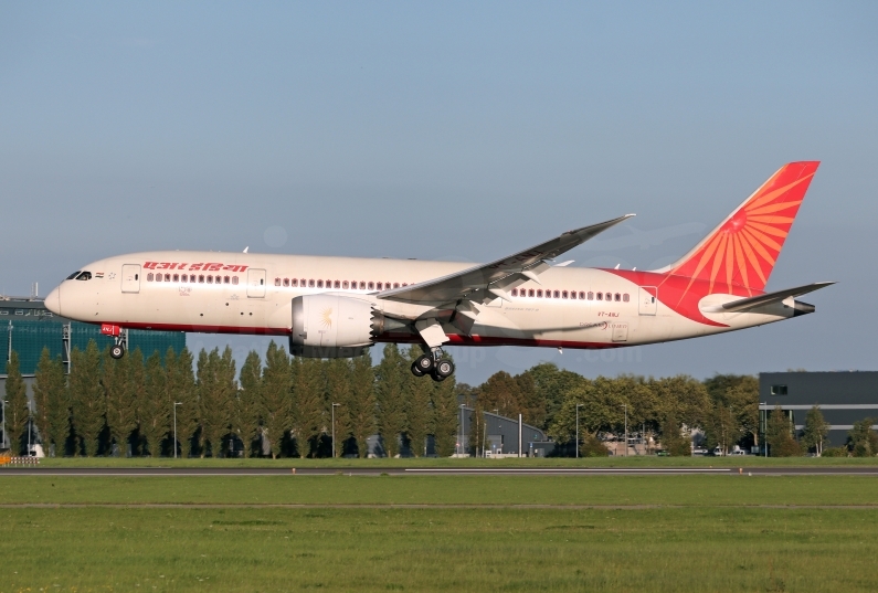 Air India Boeing 787-8 Dreamliner VT-ANJ