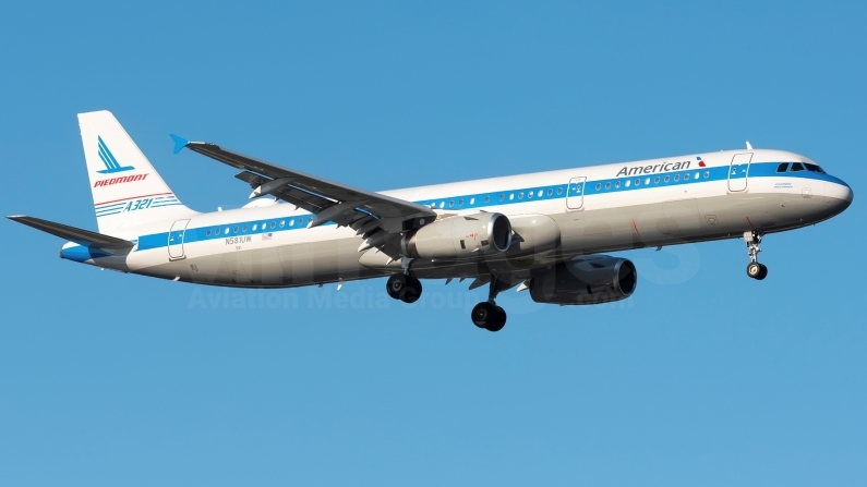 American Airlines Airbus A321-231 N581UW