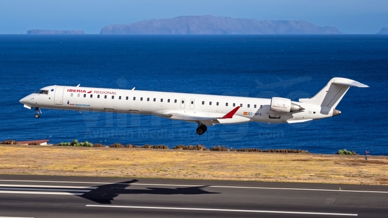 Iberia Regional Bombardier CRJ-1000 (CL-600-2E25) EC-MPA