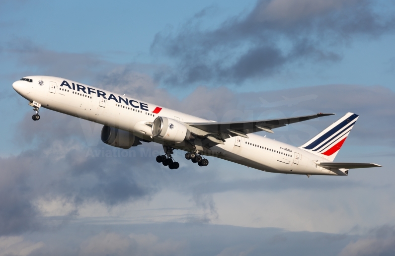 Air France Boeing 777-328(ER) F-GSQA