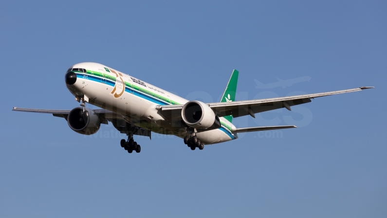 Saudi Arabian Airlines Boeing 777-368(ER) HZ-AK28