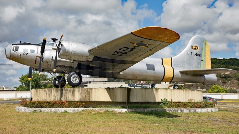 Força Aérea Brasileira (Brazilian Air Force) Boeing B-17G Flying Fortress FAB5402