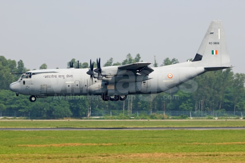 Indian Air Force Lockheed Martin C-130J-30 Super Hercules KC-3806