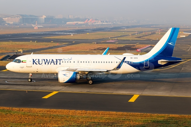 Kuwait Airways Airbus A320-251N 9K-AKN