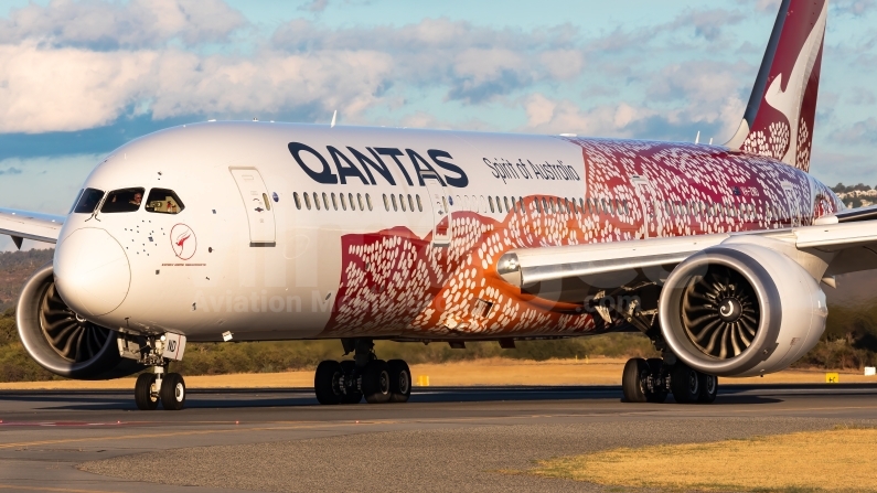 Qantas Boeing 787-9 Dreamliner VH-ZND