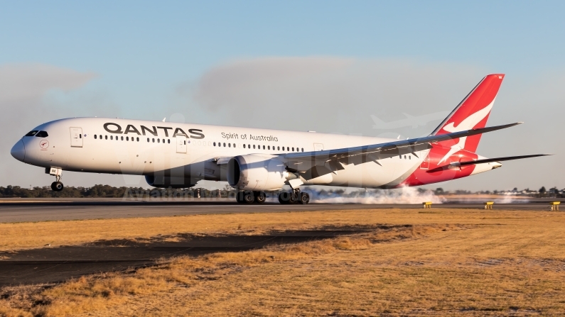 Qantas Boeing 787-9 Dreamliner VH-ZNK