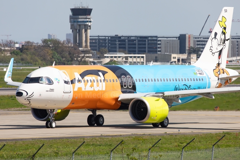 Azul Linhas Aéreas Brasileiras Airbus A320-251N F-WWDF / PR-YSR