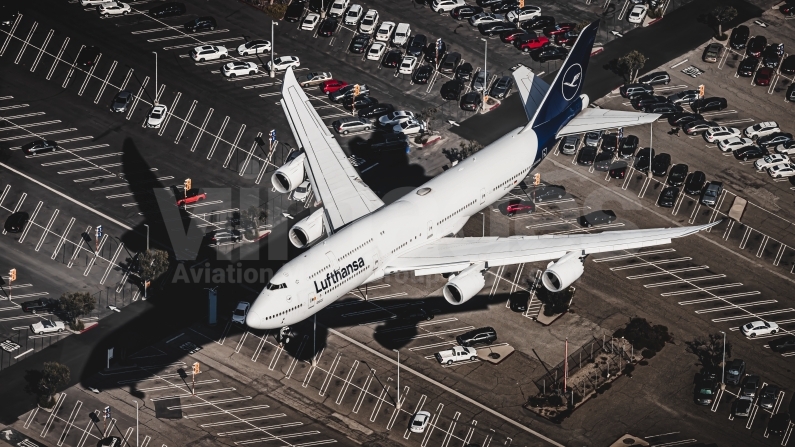 Lufthansa Boeing 747-830 D-ABYA