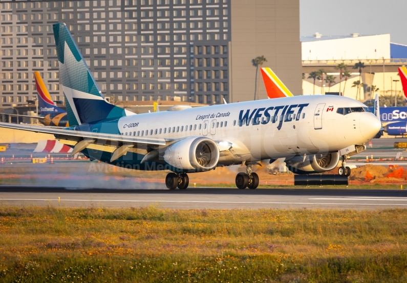 WestJet Boeing 737-8 MAX C-GDDR