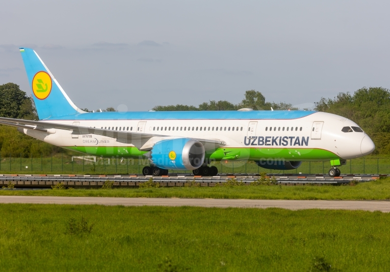 Uzbekistan Airways Boeing 787-8 Dreamliner UK78705