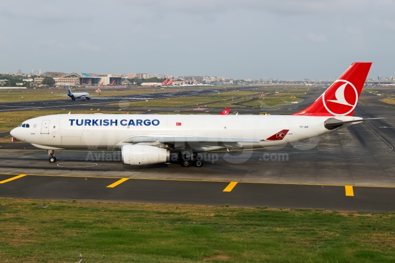 Turkish Airlines Airbus A330-243F TC-JDO