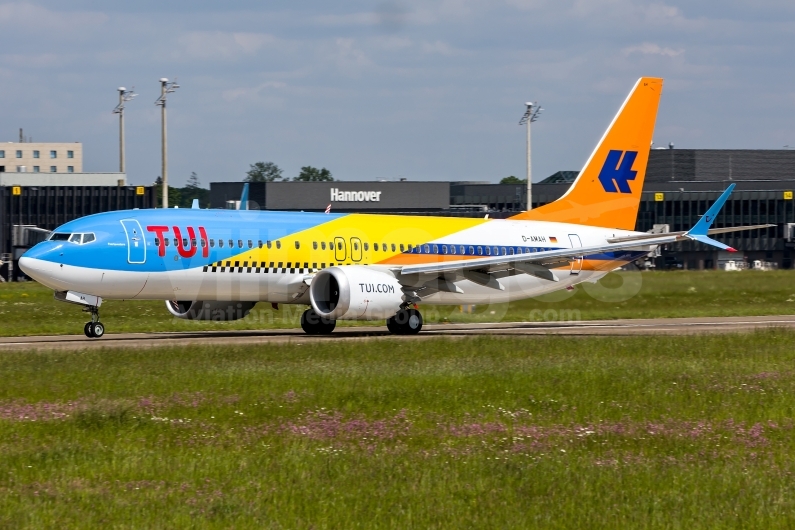 TUIfly Boeing 737-8 MAX D-AMAH