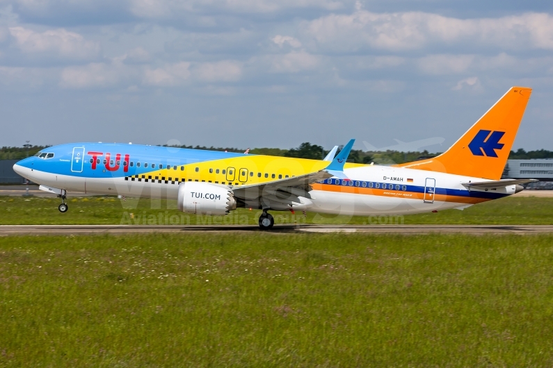 TUIfly Boeing 737-8 MAX D-AMAH