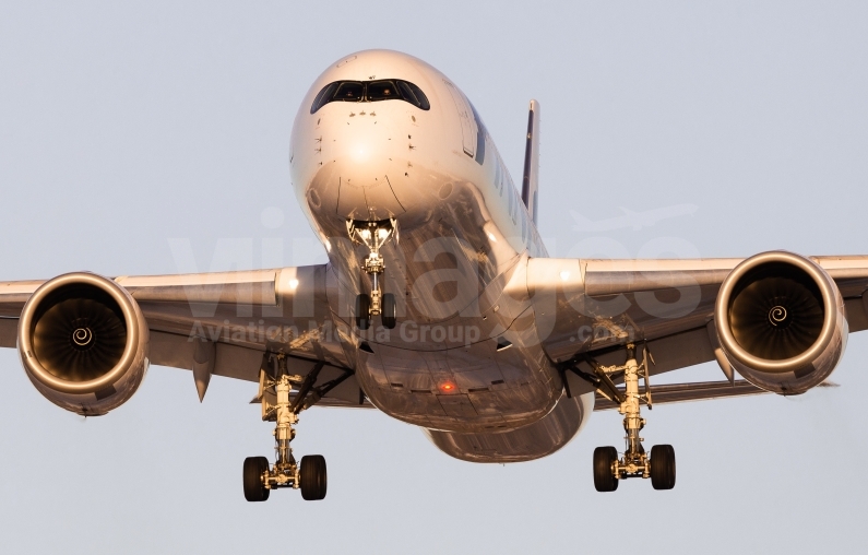 Finnair Airbus A350-941 OH-LWF