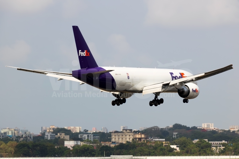 FedEx Express Boeing 777-FS2 N874FD