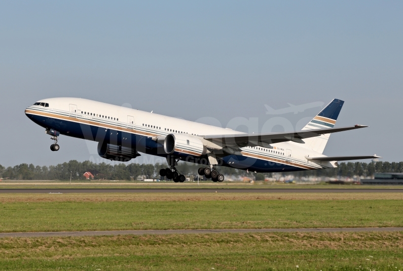 Privilege Style Boeing 777-212(ER) EC-MUA