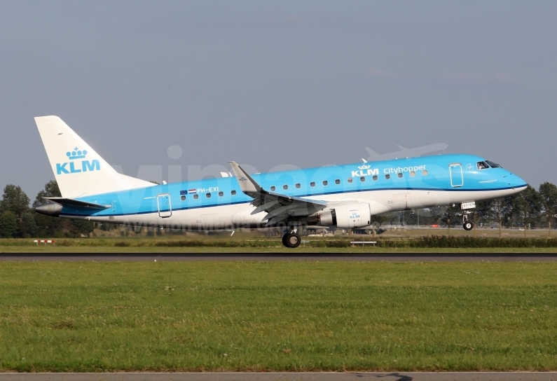 KLM Cityhopper Embraer ERJ-175STD (ERJ-170-200 STD) PH-EXI