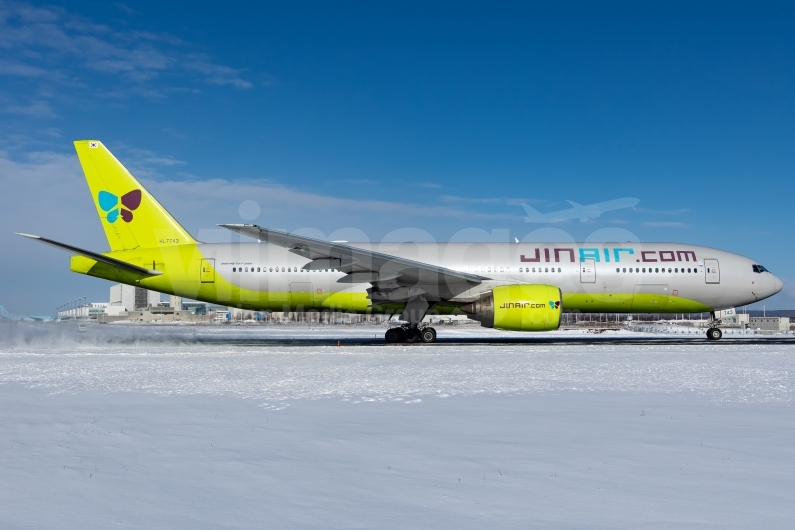 Jin Air Boeing 777-2B5(ER) HL7743