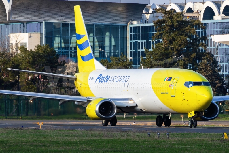 Poste Air Cargo Boeing 737-490(SF) EI-GHA