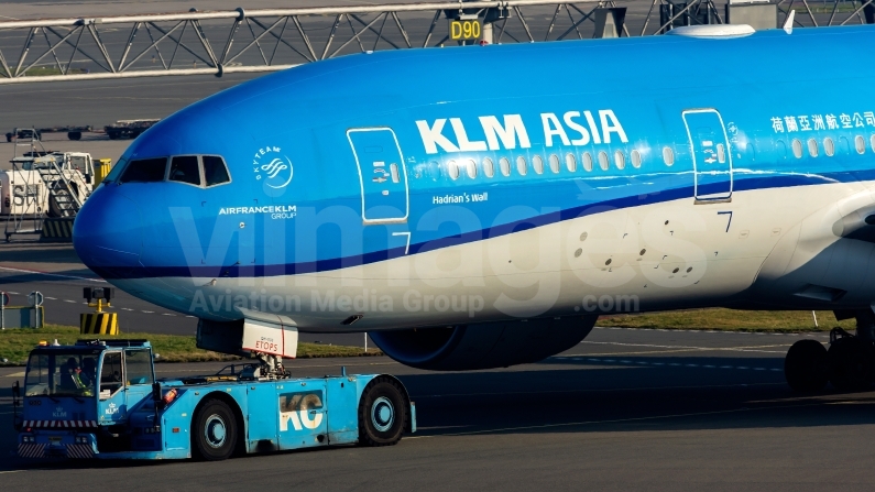 KLM Asia Boeing 777-206(ER) PH-BQH