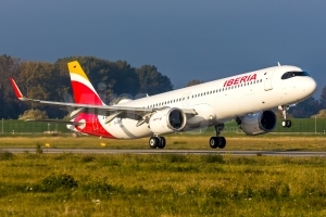 Iberia Airbus A321-253NY D-AVYR / EC-OIL