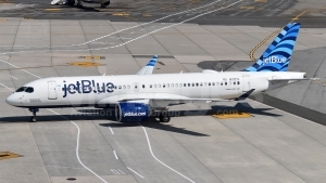 JetBlue Airways Airbus A220-300 (BD-500-1A11) N3121J