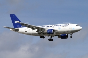 Aereolineas Argentinas Airbus A310-325 LV-AIV