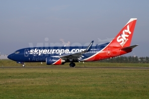 SkyEurope Airlines Boeing 737-76N(WL) OM-NGJ