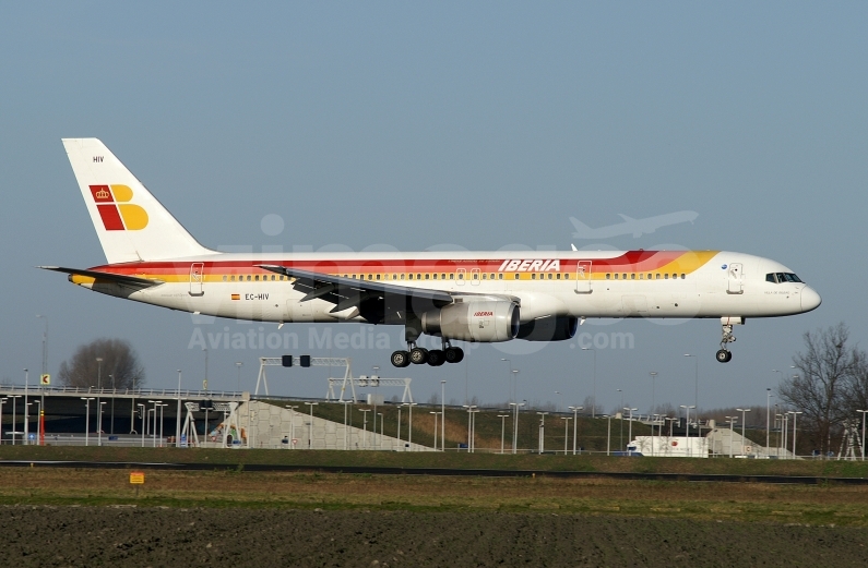 Iberia Boeing 757-256 EC-HIV