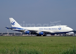 Great Wall Airlines Boeing 747-412F B-2428