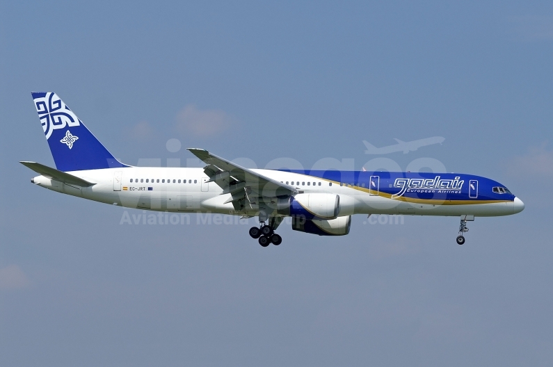 Gadair European Airlines Boeing 757-236 EC-JRT