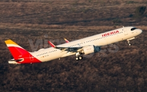 Iberia Airbus A321-253NY EC-OIL