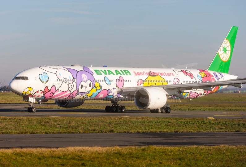 Eva Air Boeing 777-35E(ER) B-16740