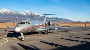 VistaJet Bombardier Global 6000 (BD-700-1A10) 9H-VJE