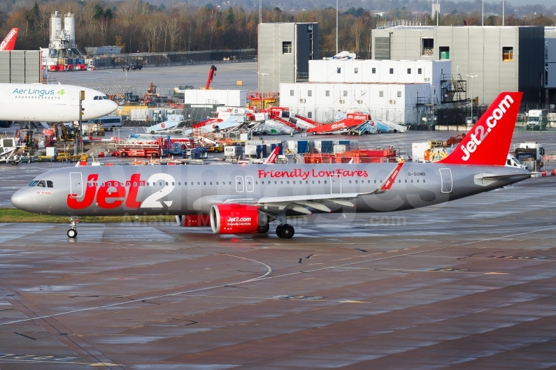 Jet2 Airbus A321-251NX G-SUNO