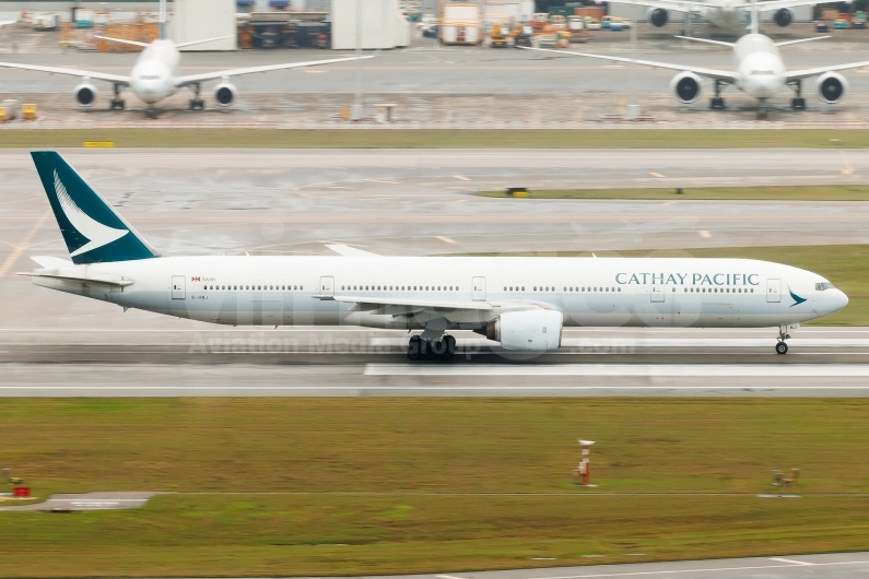 Cathay Pacific Boeing 777-367 B-HNJ