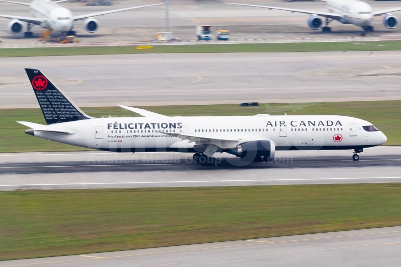 Air Canada Boeing 787-9 Dreamliner C-FVNB