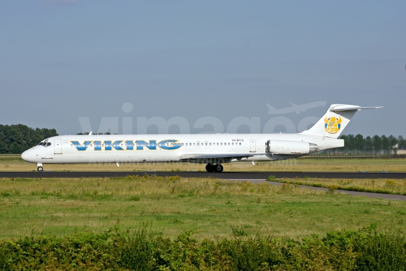 Sky Wings McDonnell Douglas MD-83 (DC-9-83) SX-BTG