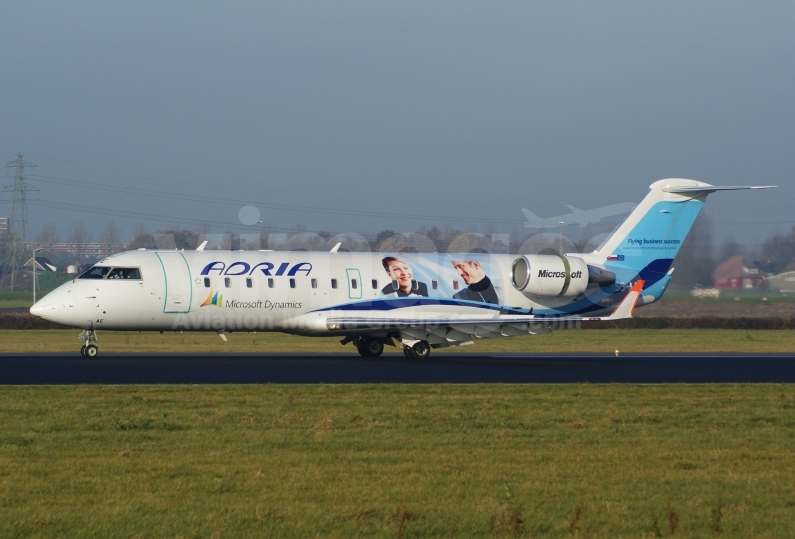 Adria Airways Bombardier CRJ-200LR (CL-600-2B19) S5-AAE