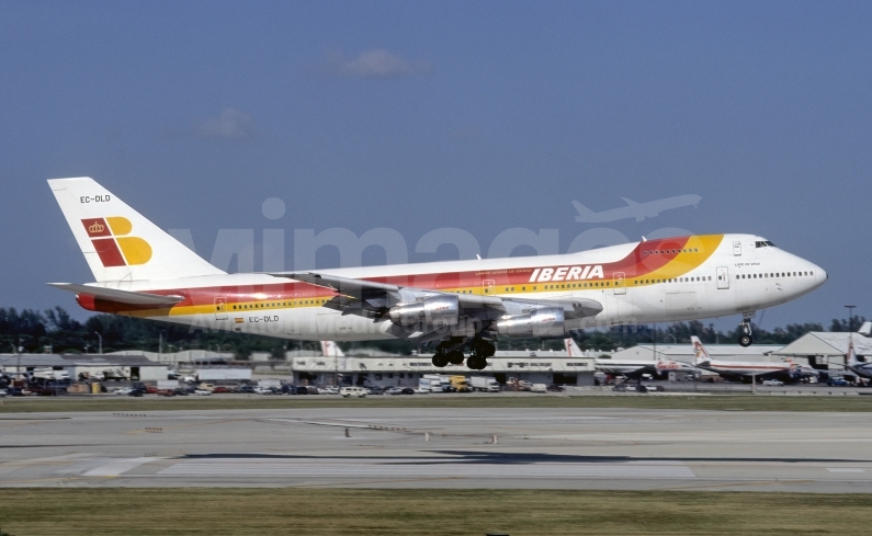 Iberia Boeing 747-256B EC-DLD