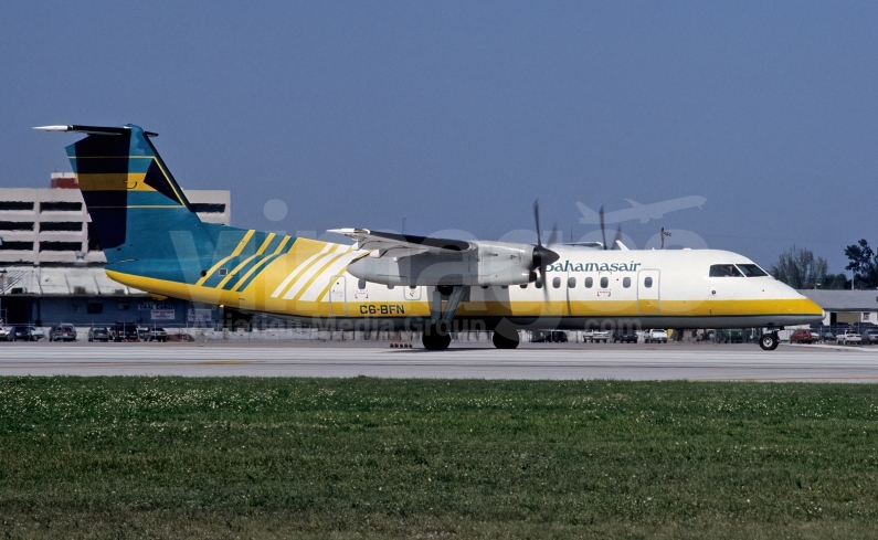 Bahamasair De Havilland Canada DHC-8-301 Dash 8 C6-BFN