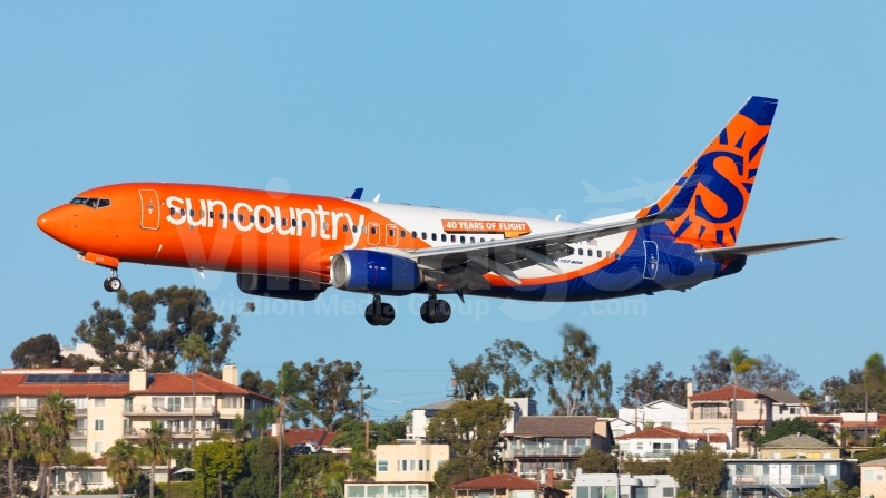 Sun Country Airlines Boeing 737-8KN(WL) N835SY