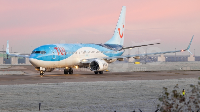 TUI Airways Boeing 737-8K5(WL) G-TAWI